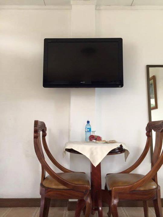 Hotel Andrea Neily Dış mekan fotoğraf