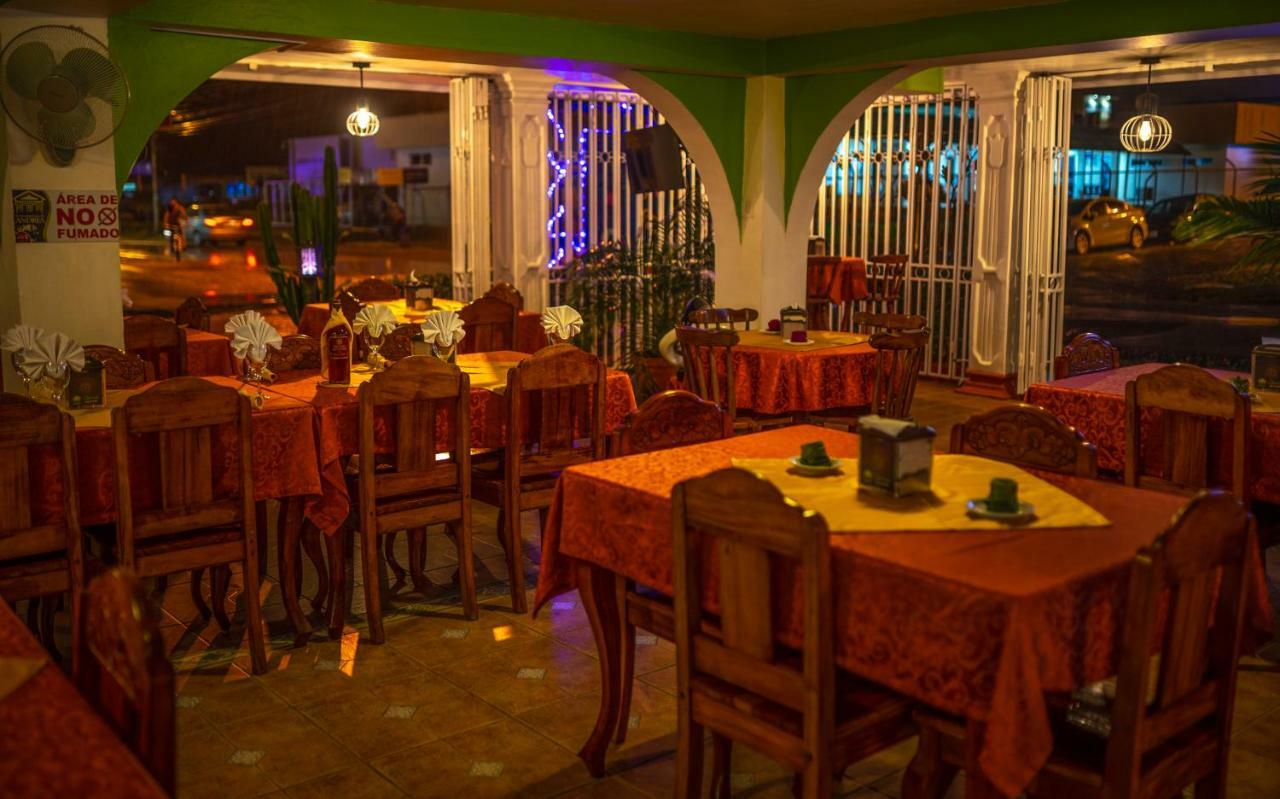 Hotel Andrea Neily Dış mekan fotoğraf