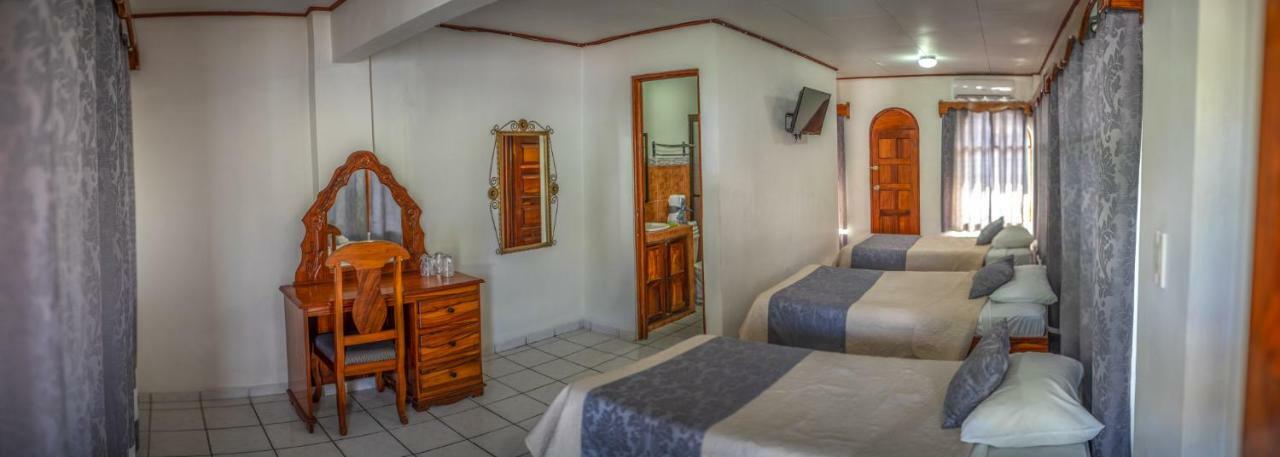 Hotel Andrea Neily Dış mekan fotoğraf